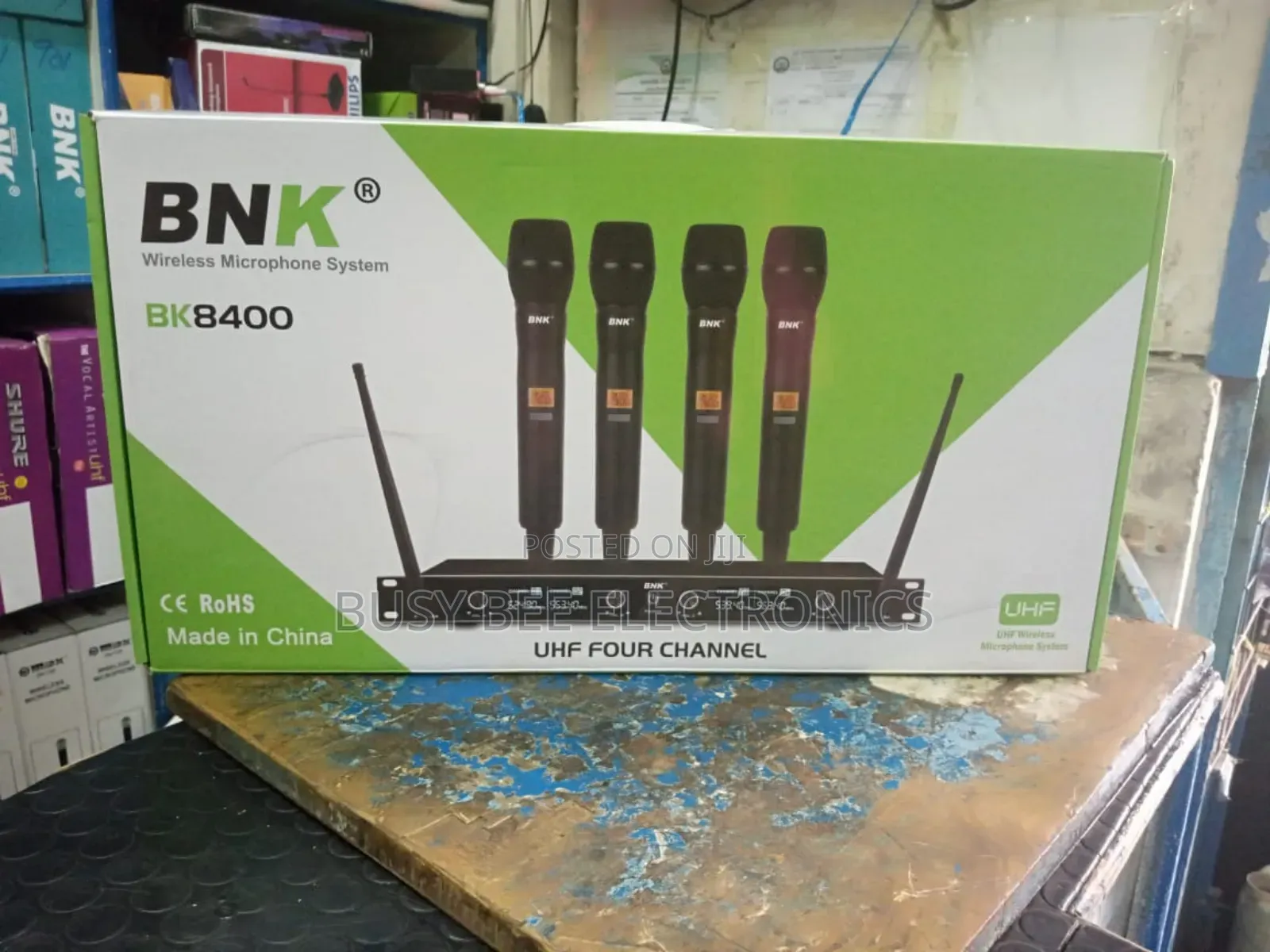 Uhf 4 Channel BNK Wireless Microphone