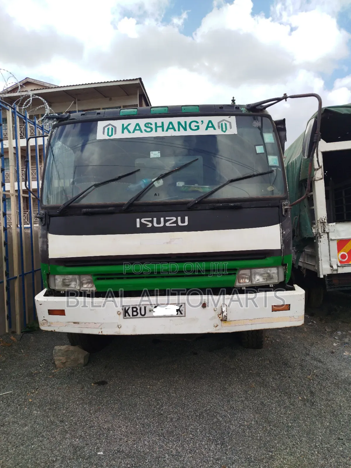 2006 Isuzu CXZ