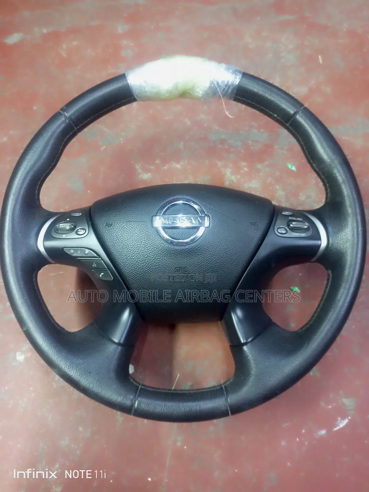 Nissan Skyline Steering Airbag