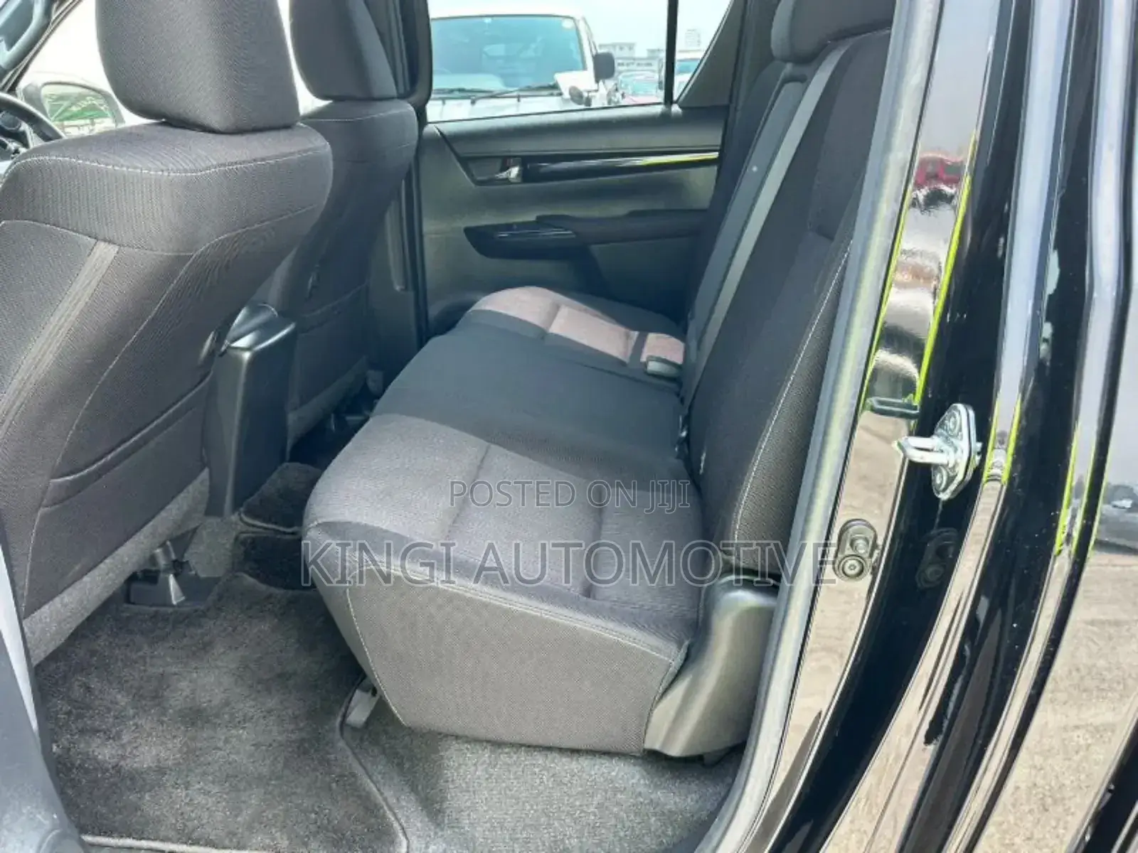 Toyota Hilux 2019 Black