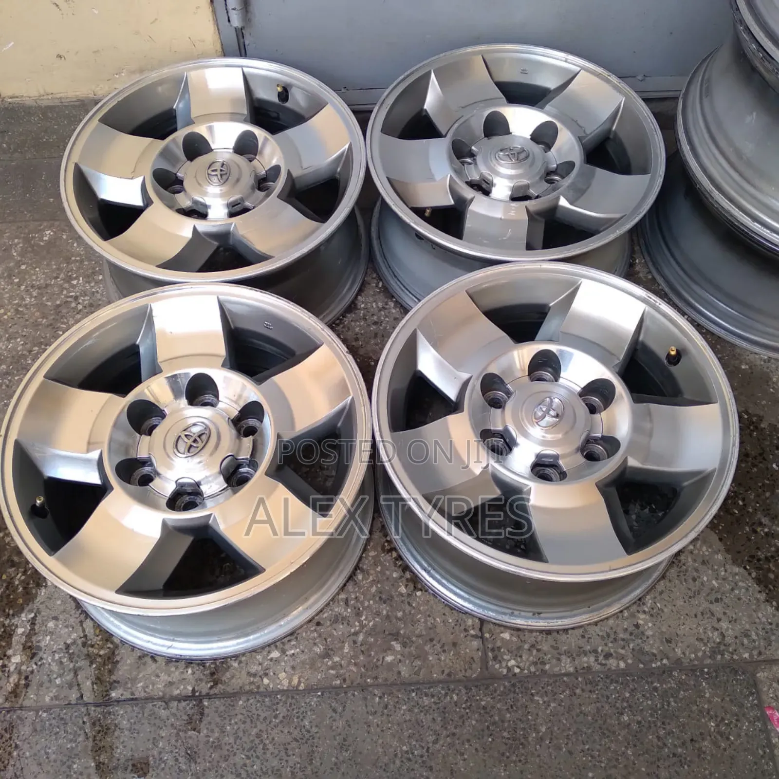Size 16 Inches Toyota Hilux Original Brand New Rims Set