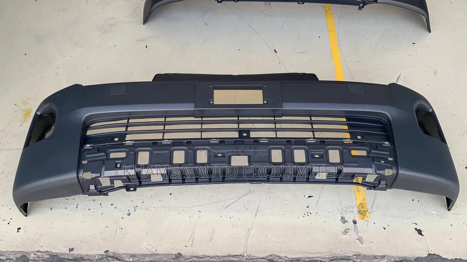 Front Bumper Hiace 2014 Long