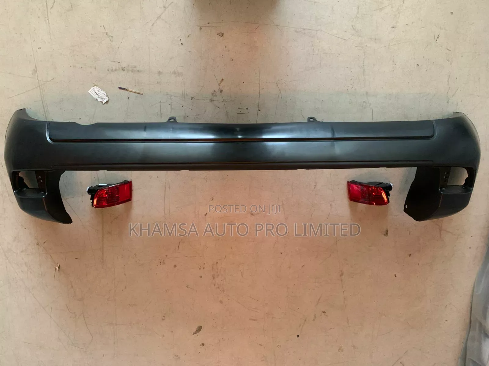 Rear Bumper 120 and Refeflector