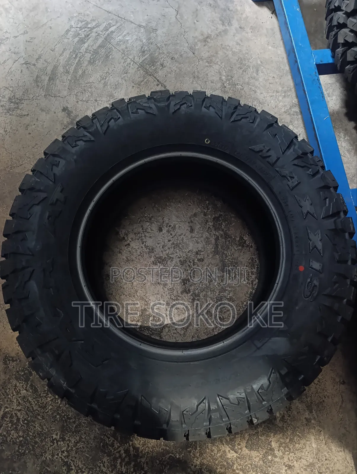 Maxxis 275/65r17 Razr At811