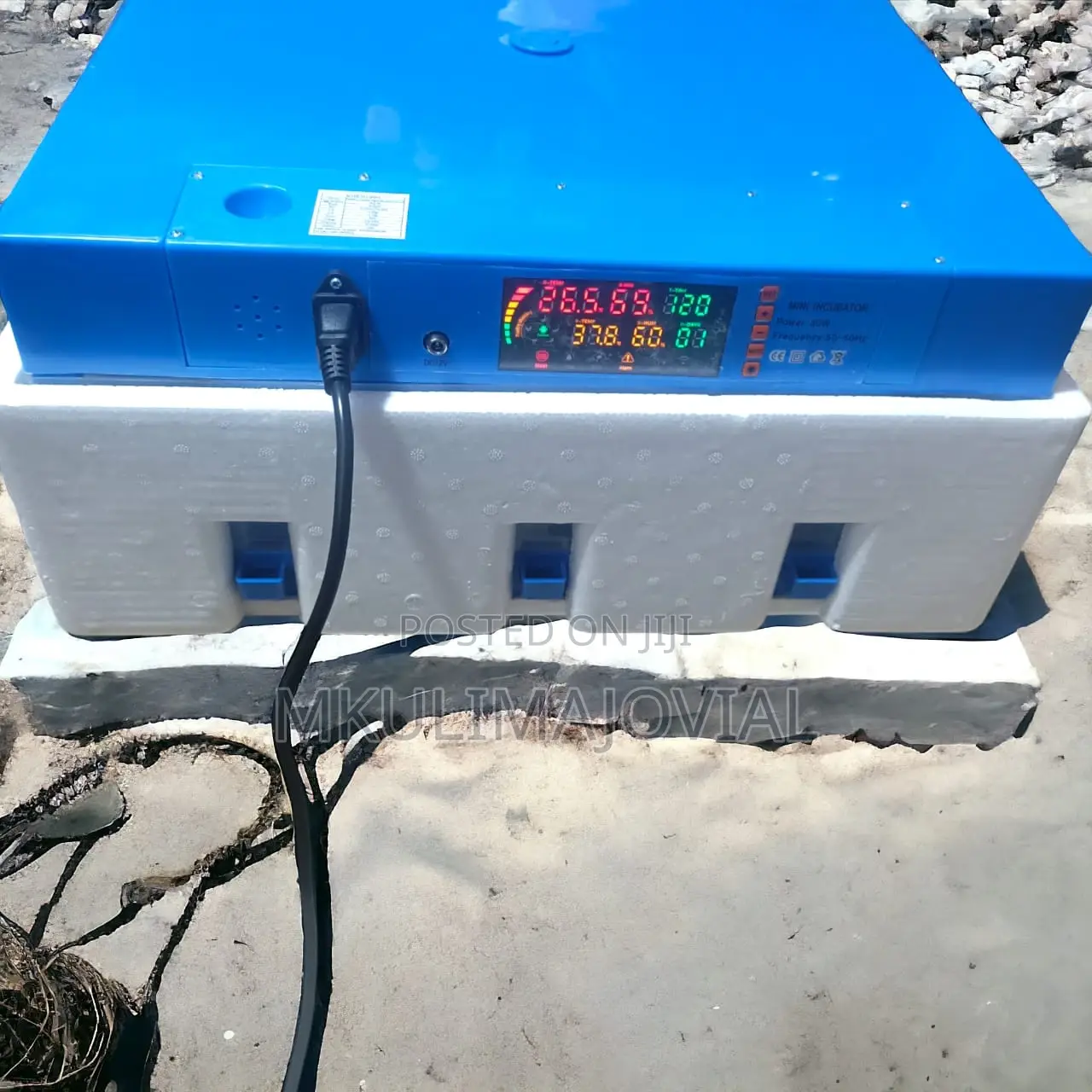 Automatic Eggs Incubator (64 Eggs)