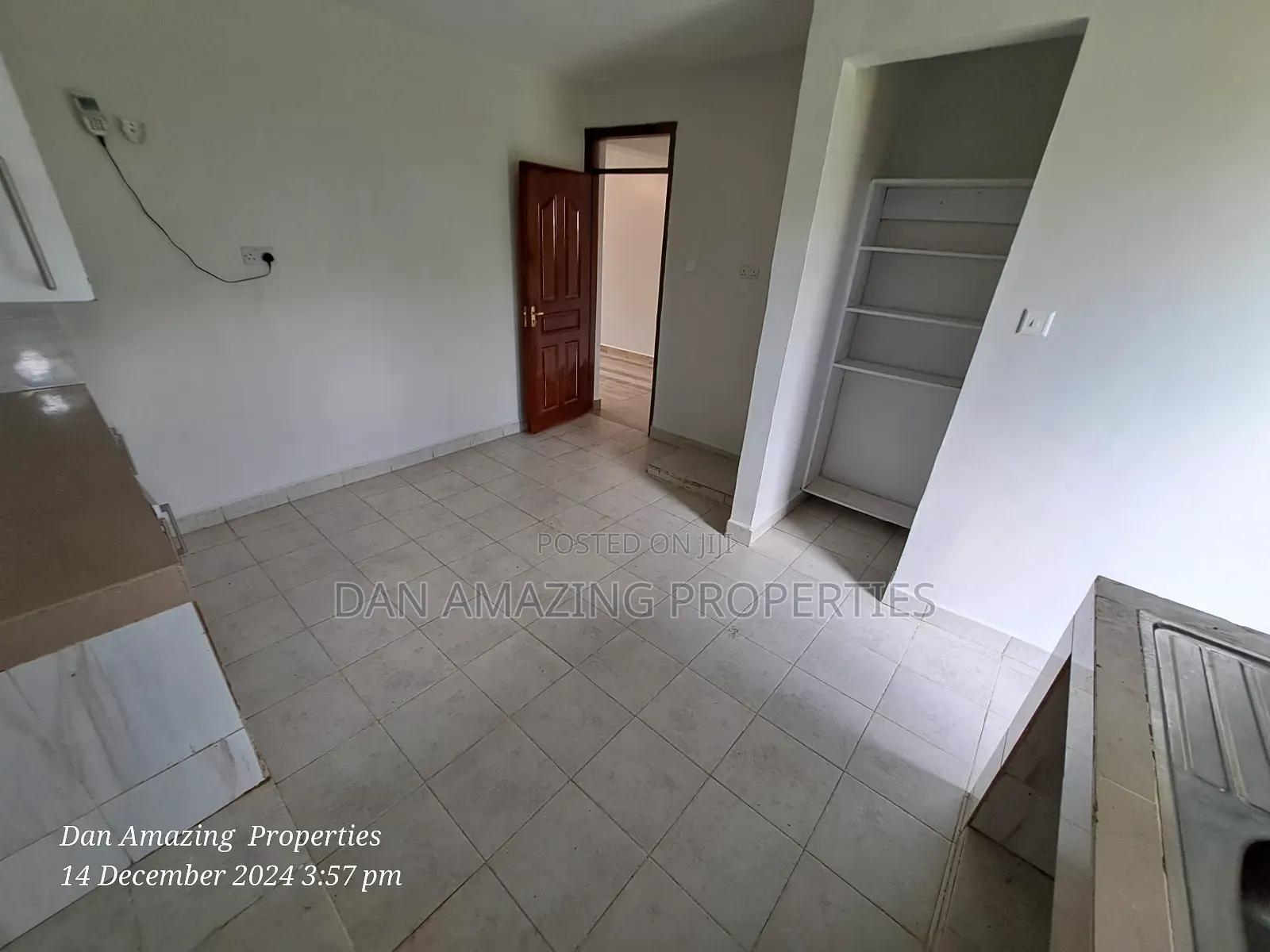 3bdrm Apartment in Ngong Plus Office, Oluulua for rent