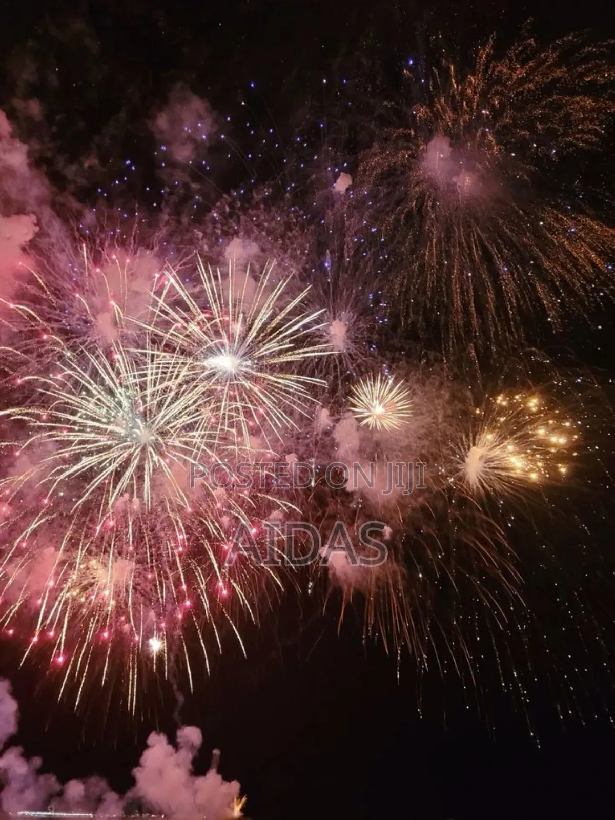 16 Shots Zeta Fireworks