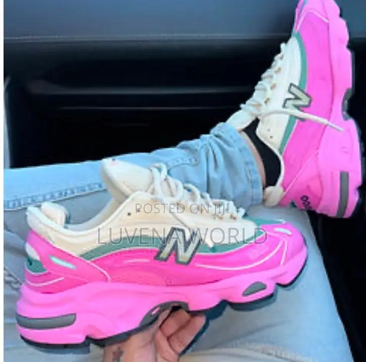 New Balance 1000