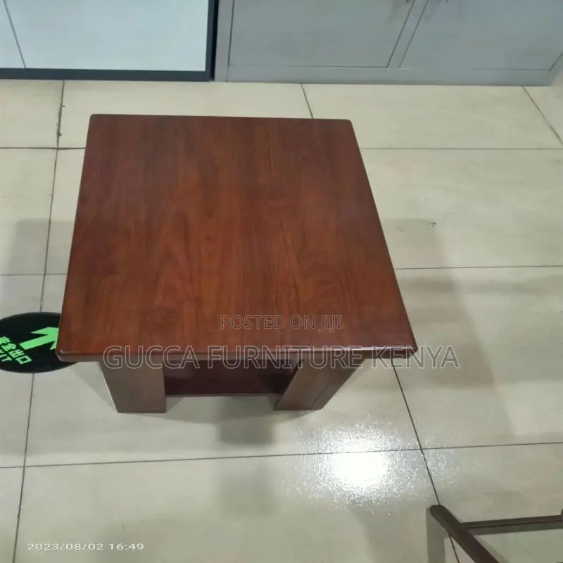 Coffee Tables: Modern Executive Coffee Table 70cm