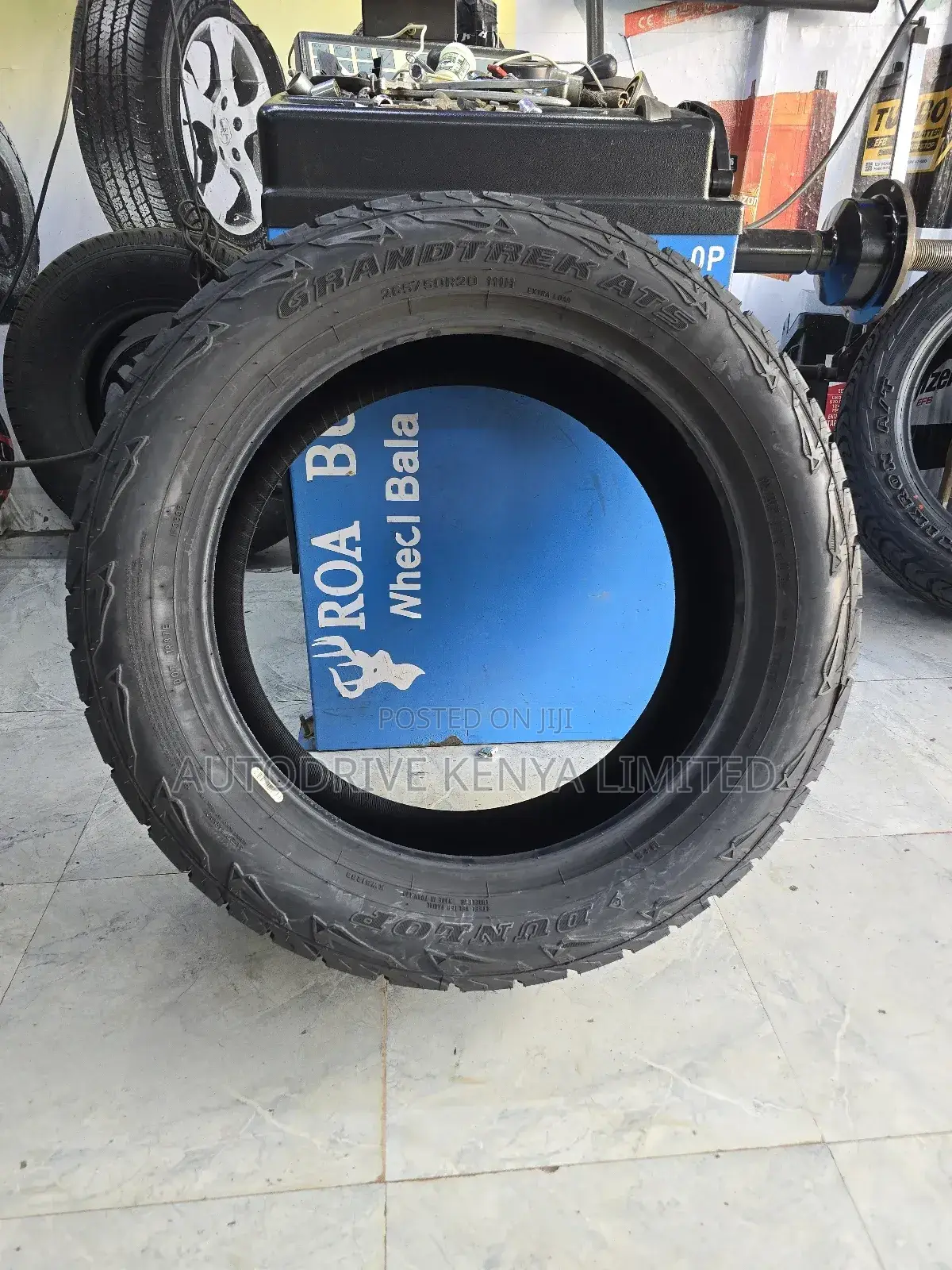 265/50r20 Dunlop Grandtrek All-Terrain Tire
