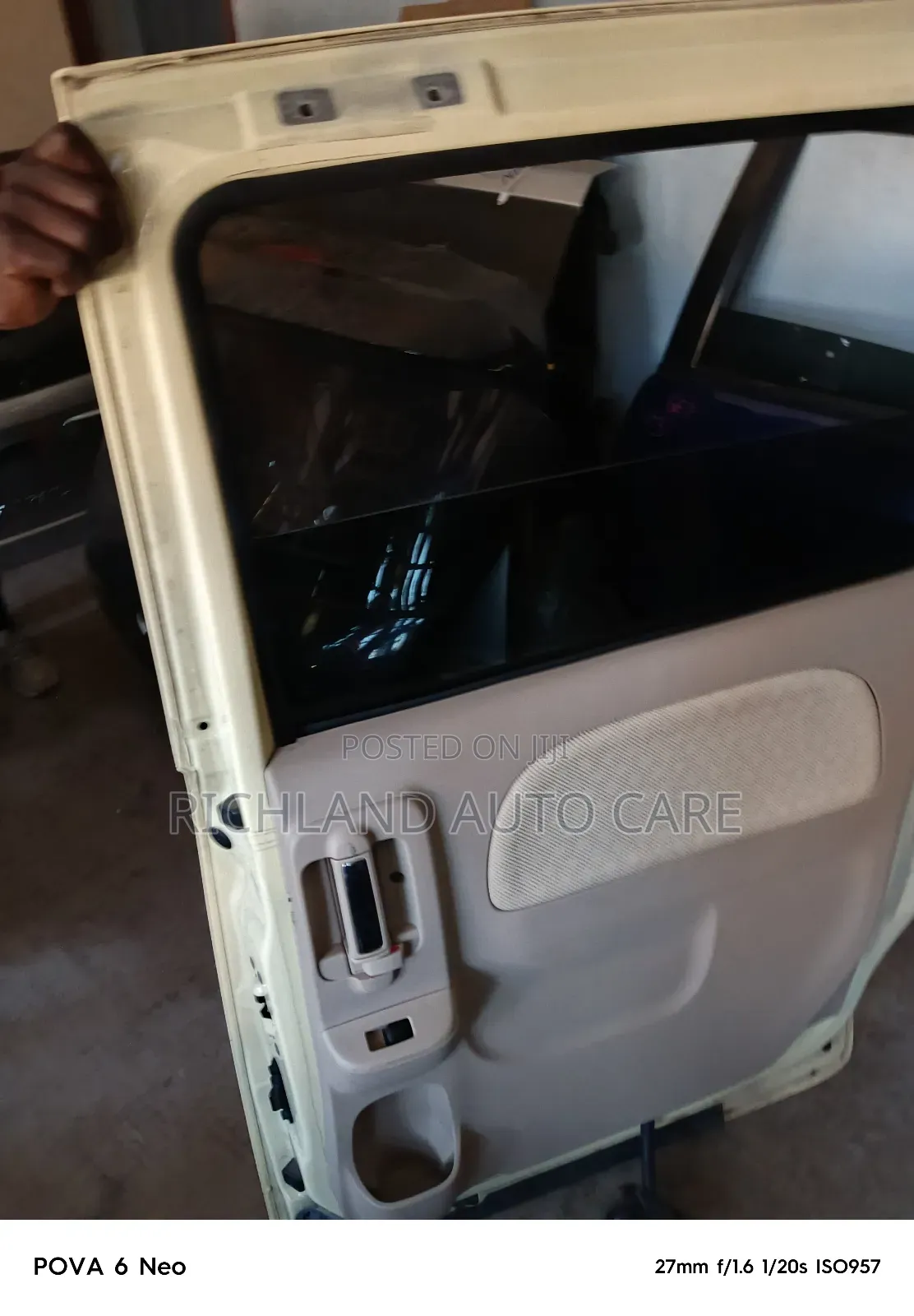 Sienta Rear Right Door Nsp81