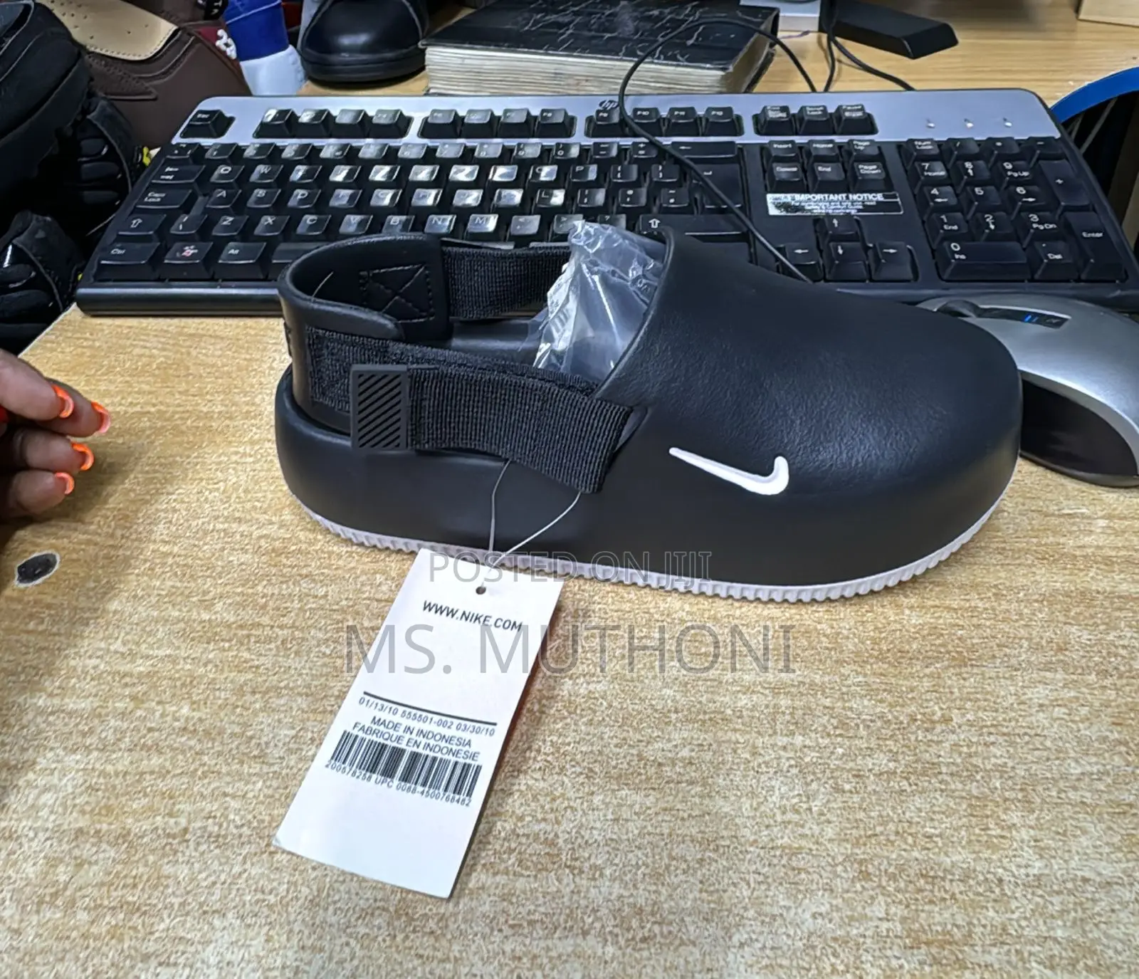 Strapped Nike Mules in Sizes 35-45