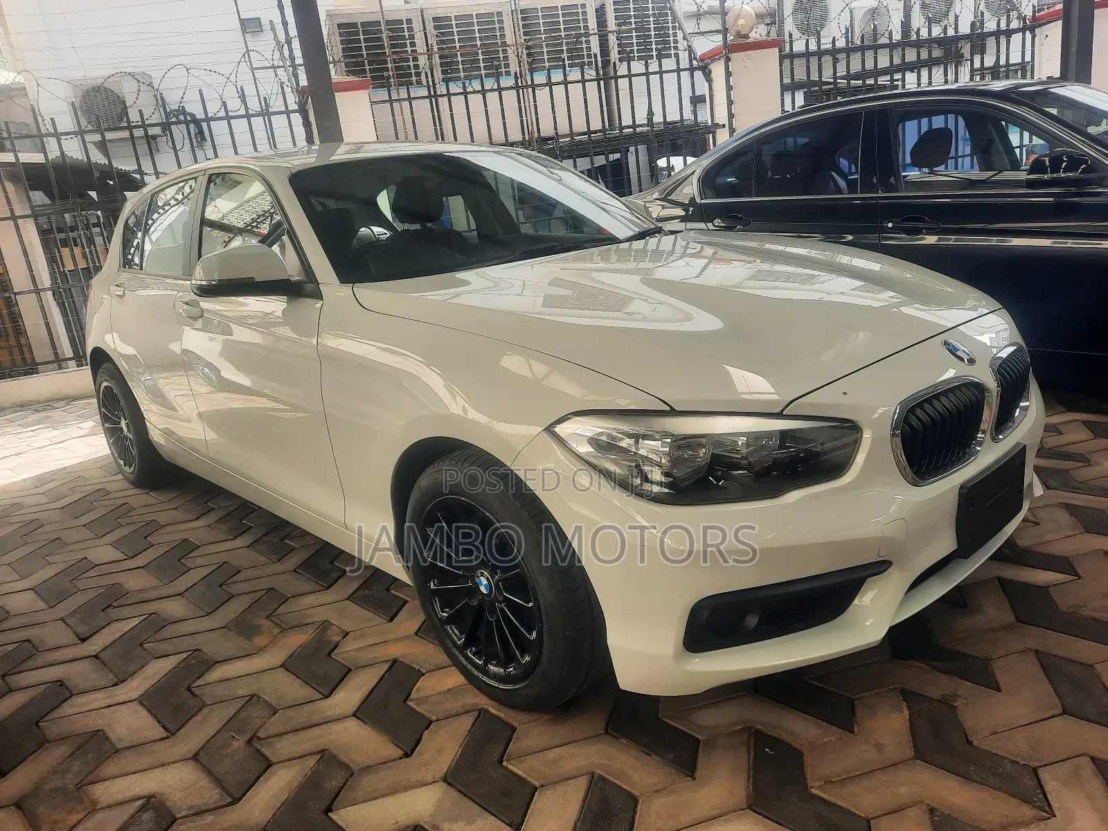 BMW 118i 2018 White