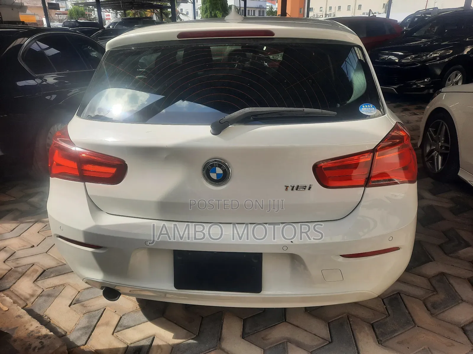 BMW 118i 2018 White