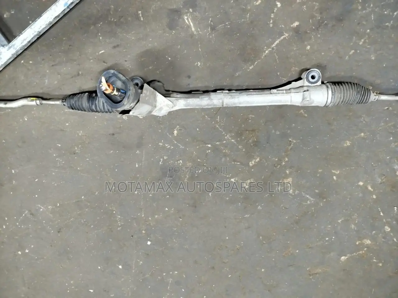 Nissan Latio N17 Steering Rack
