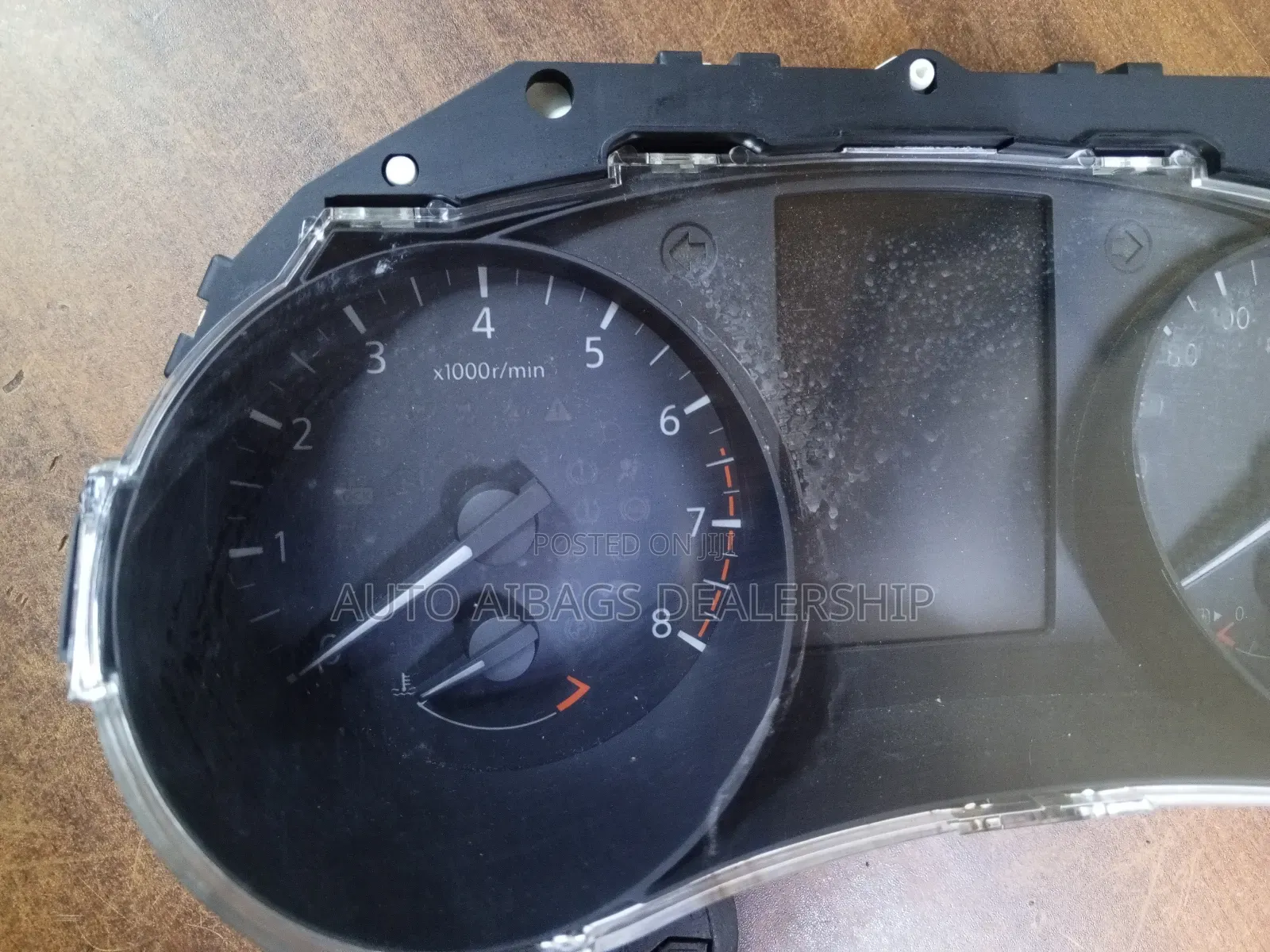 Speed Clock Nissan X-Trail NT-32.