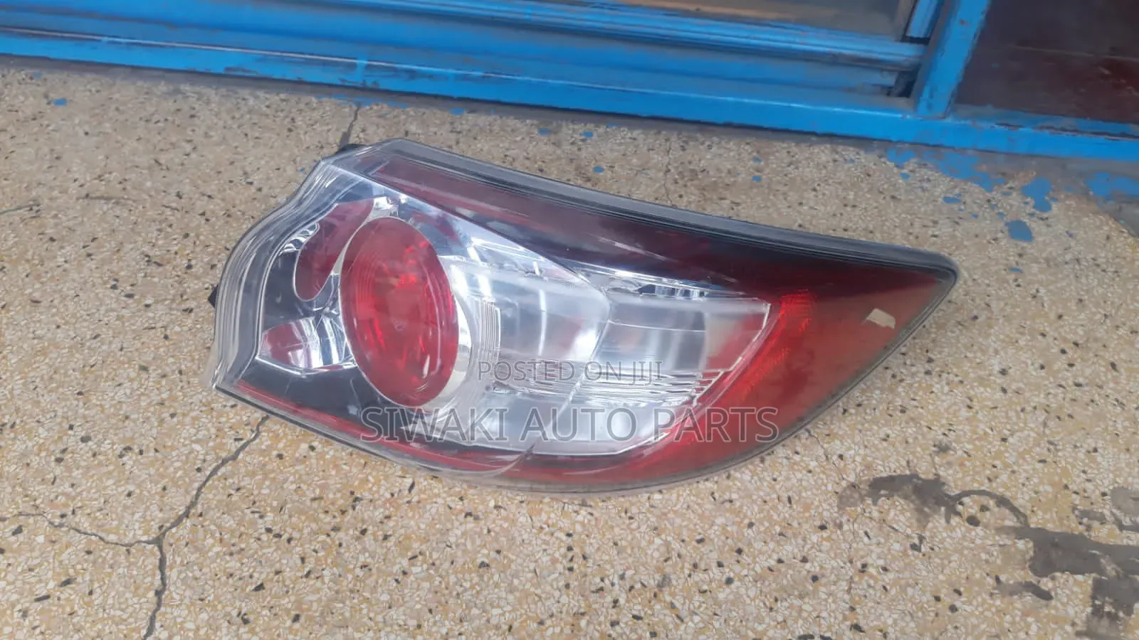 Axela 2012 Taillight