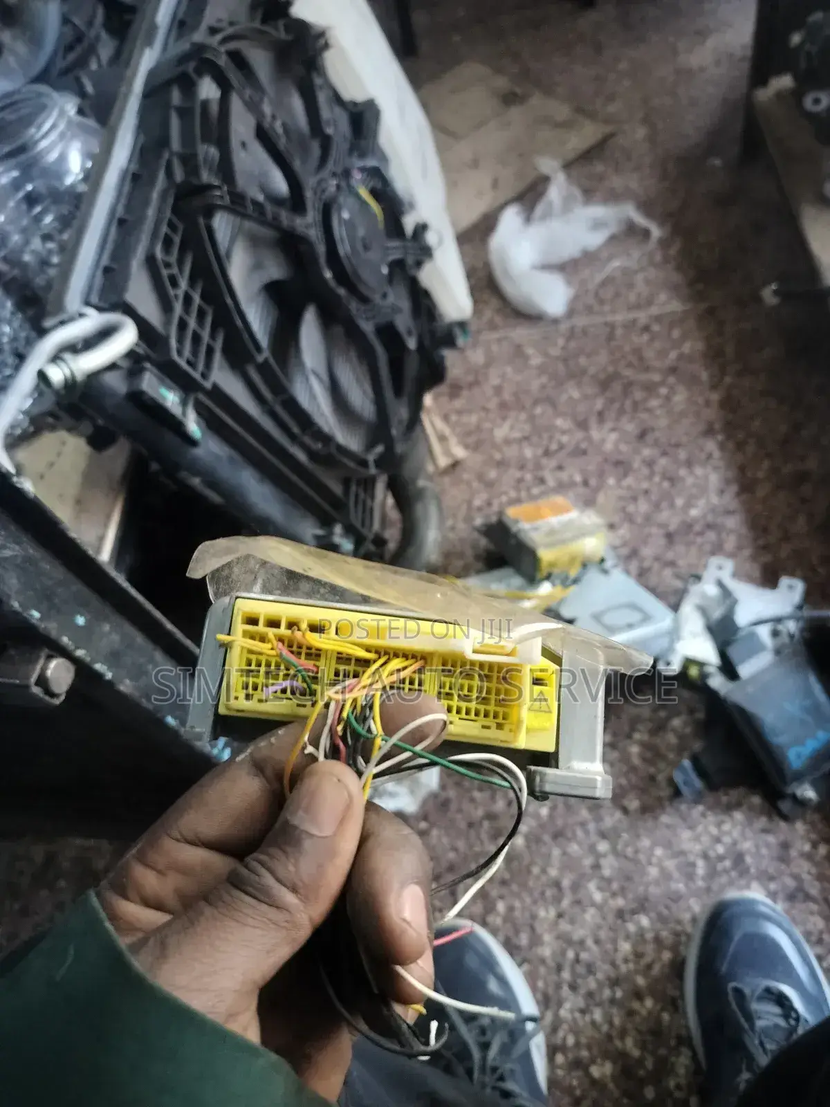 Toyota Prius Hybrid Nhw20 Air Bag Ecu
