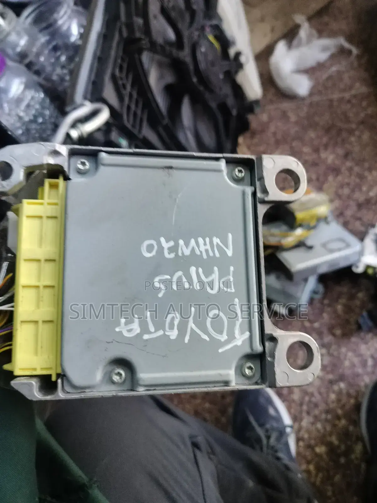 Toyota Prius Hybrid Nhw20 Air Bag Ecu