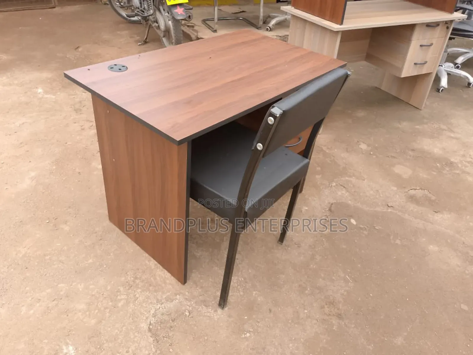 1m Office/Home Desk and Caterina Chair