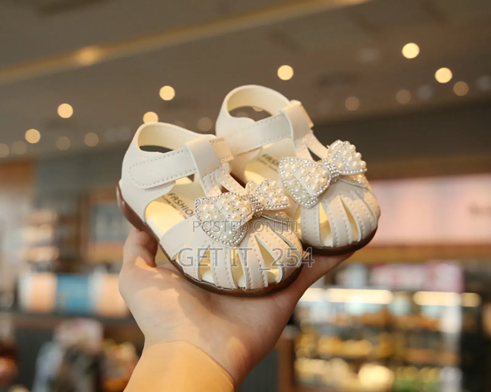 *New IN*
*Fancy Kids Sandals*
*Sizes :18,19,21,22,23,24
