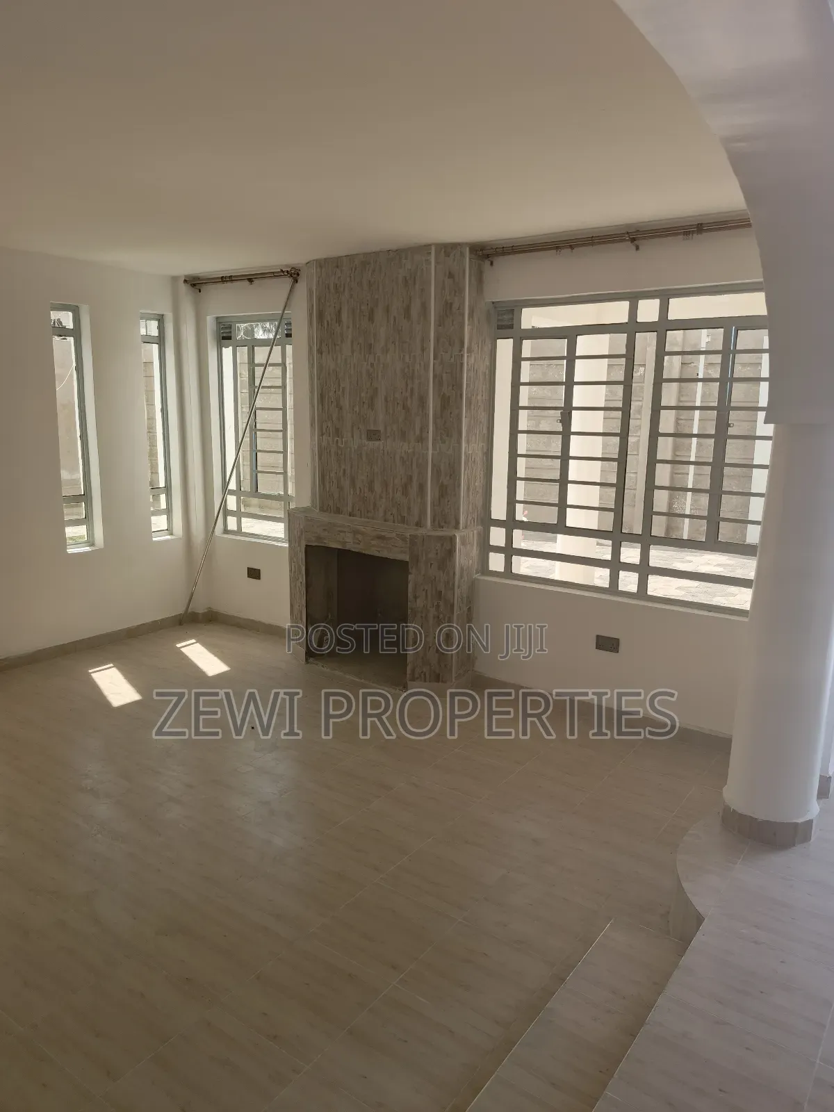 5bdrm Mansion in Kitengela for sale