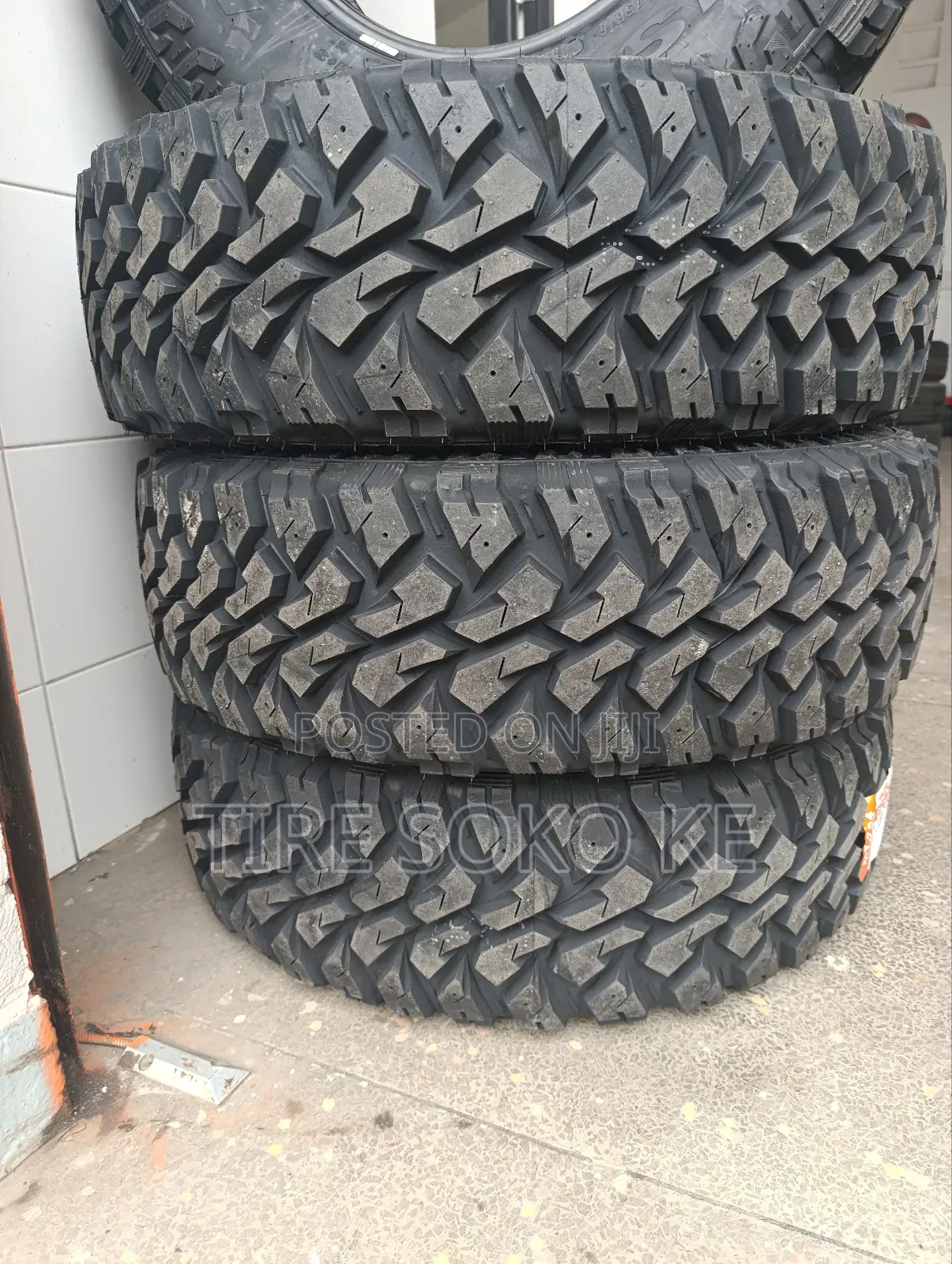 265/75r16 Maxxis Bighorn M.T764