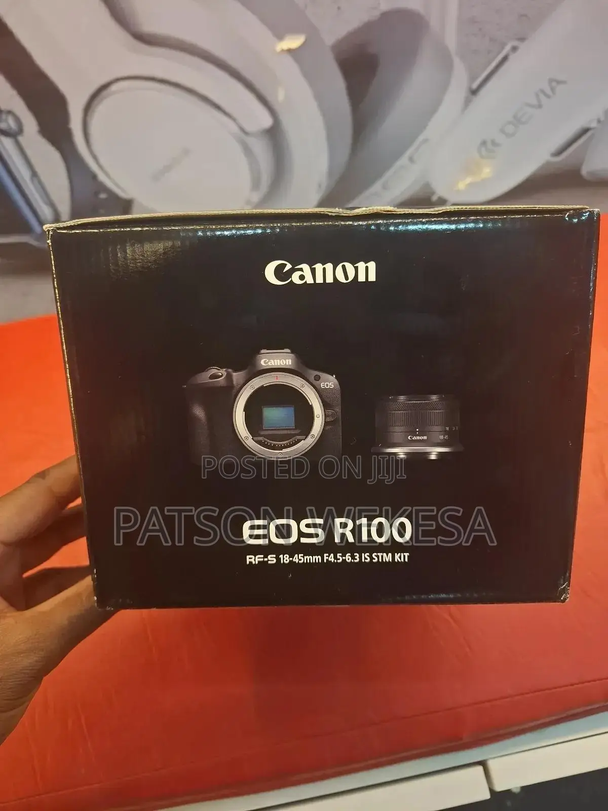 Canon Eos R100 Mirrorless Camera With 18-45mm Lens