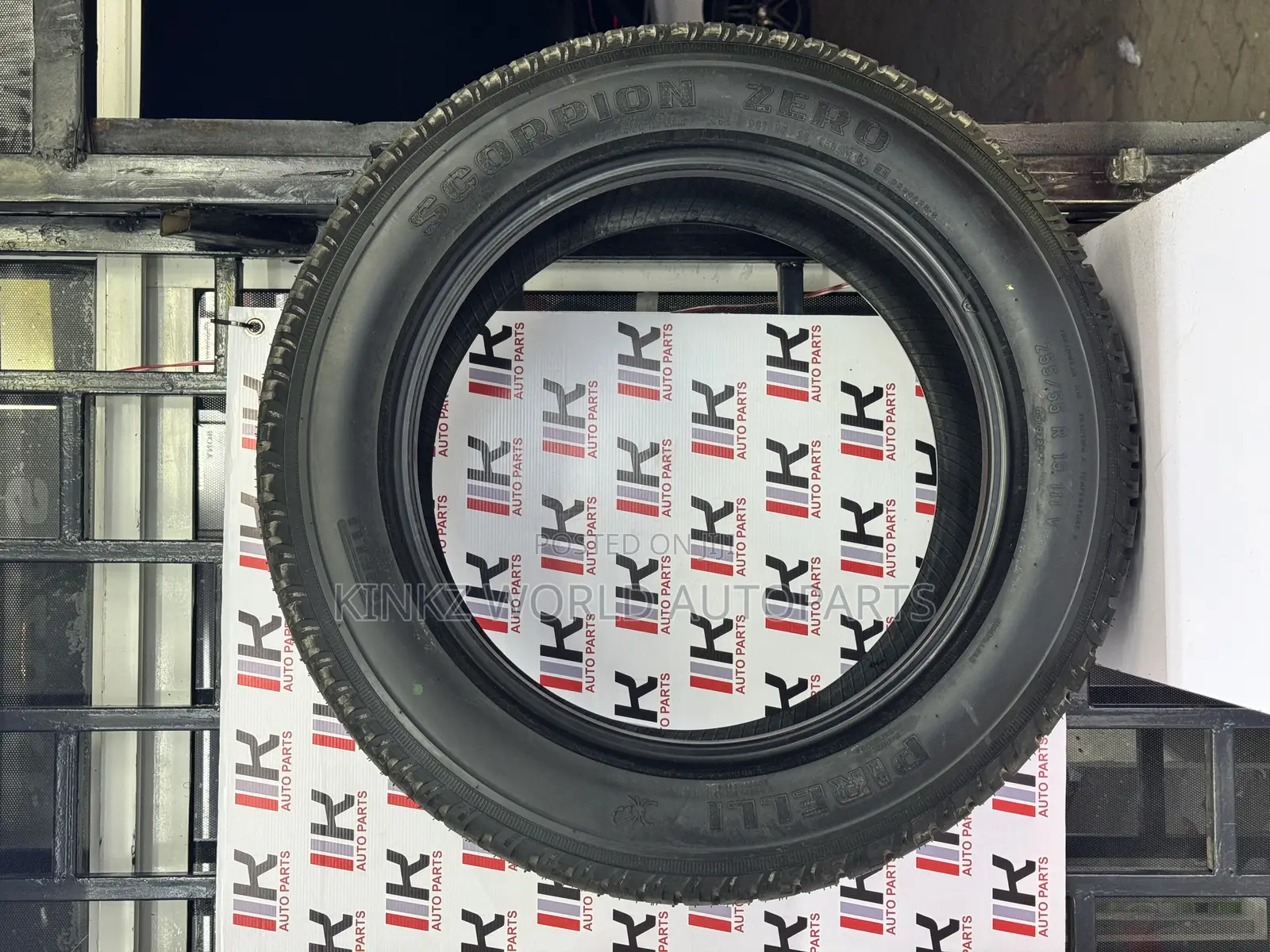 Pirelli Scorpion Zero 255/55 R19 111V SUV/Crossover Tire