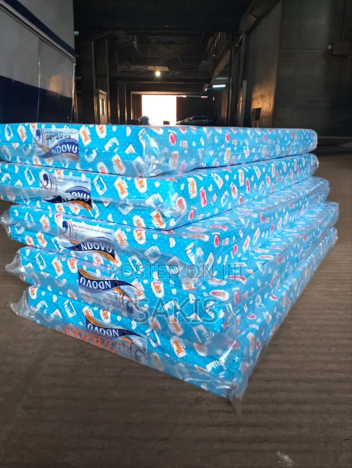 Jibambe! 2 * 4, 4inch, Ndovu Infant Cot Mattresses.Tukuletee
