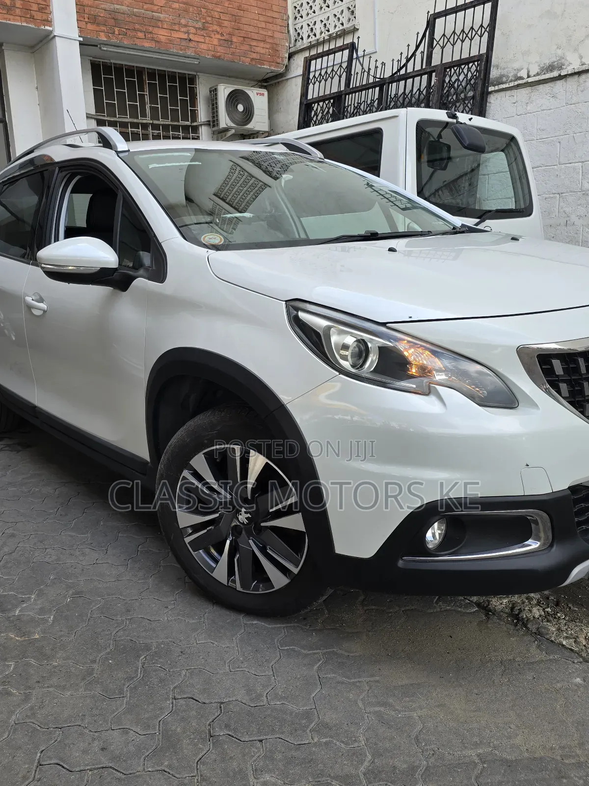 Peugeot 2008 1.2 PureTech (130 Hp) 2018 White