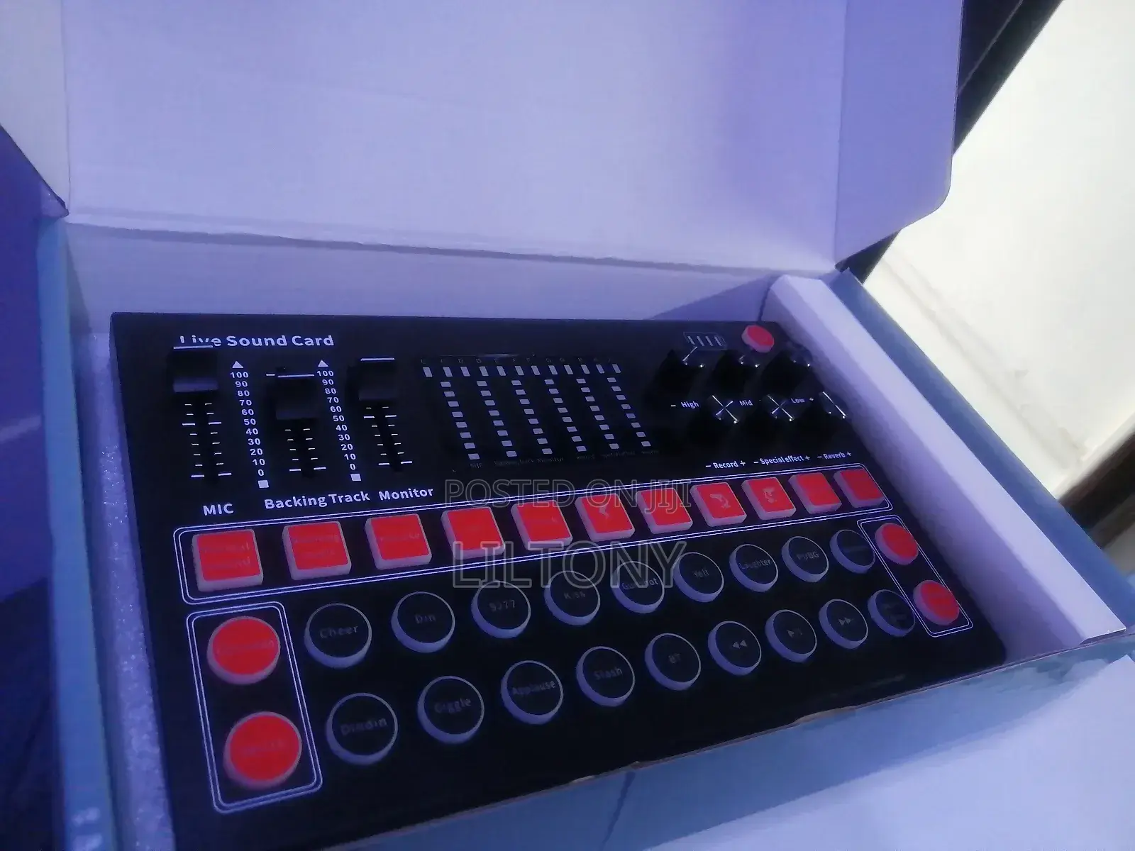 Live Recording Digital Sound Card.