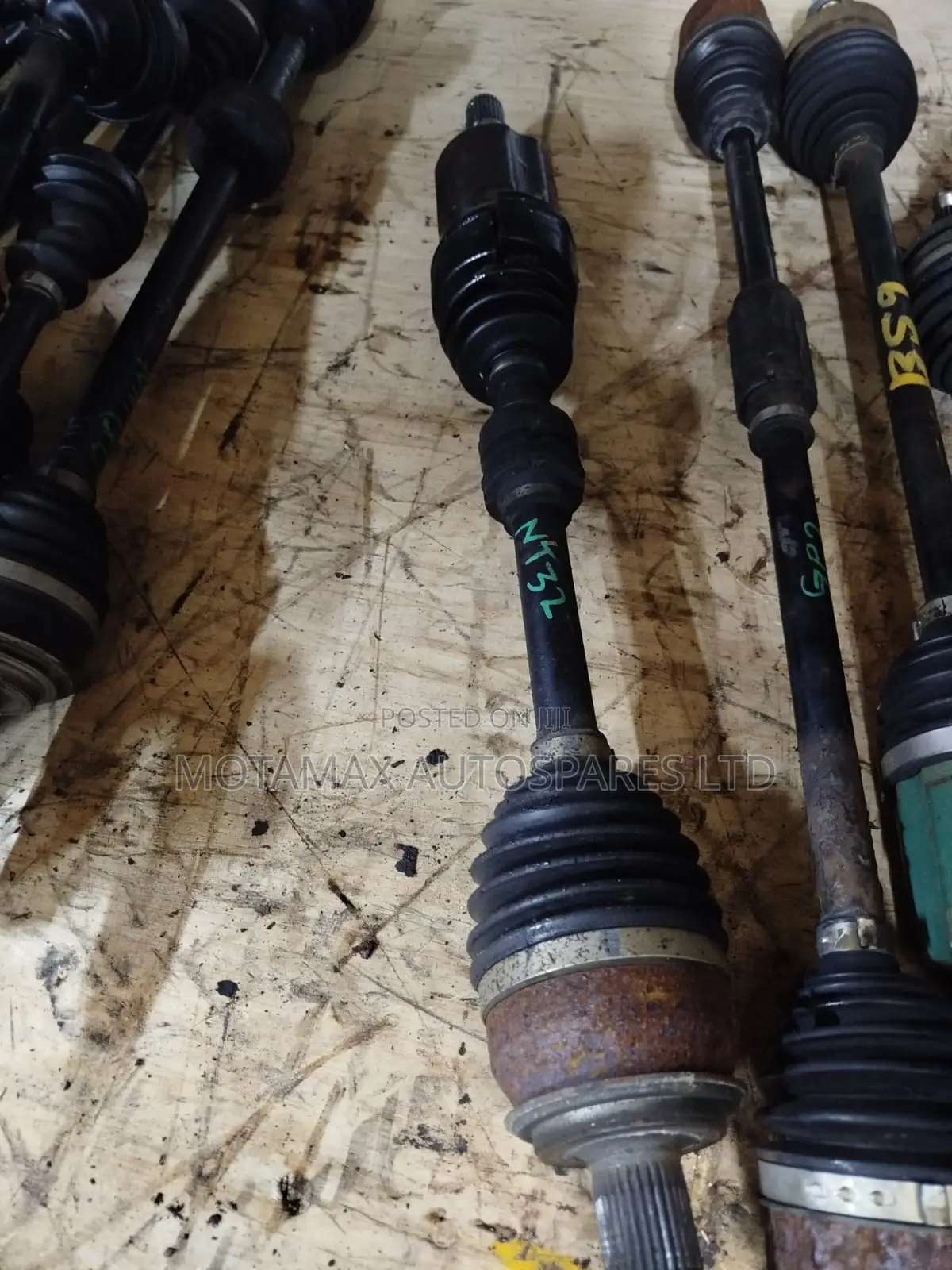 Nissan X-Trail NT32 Driveshaft
