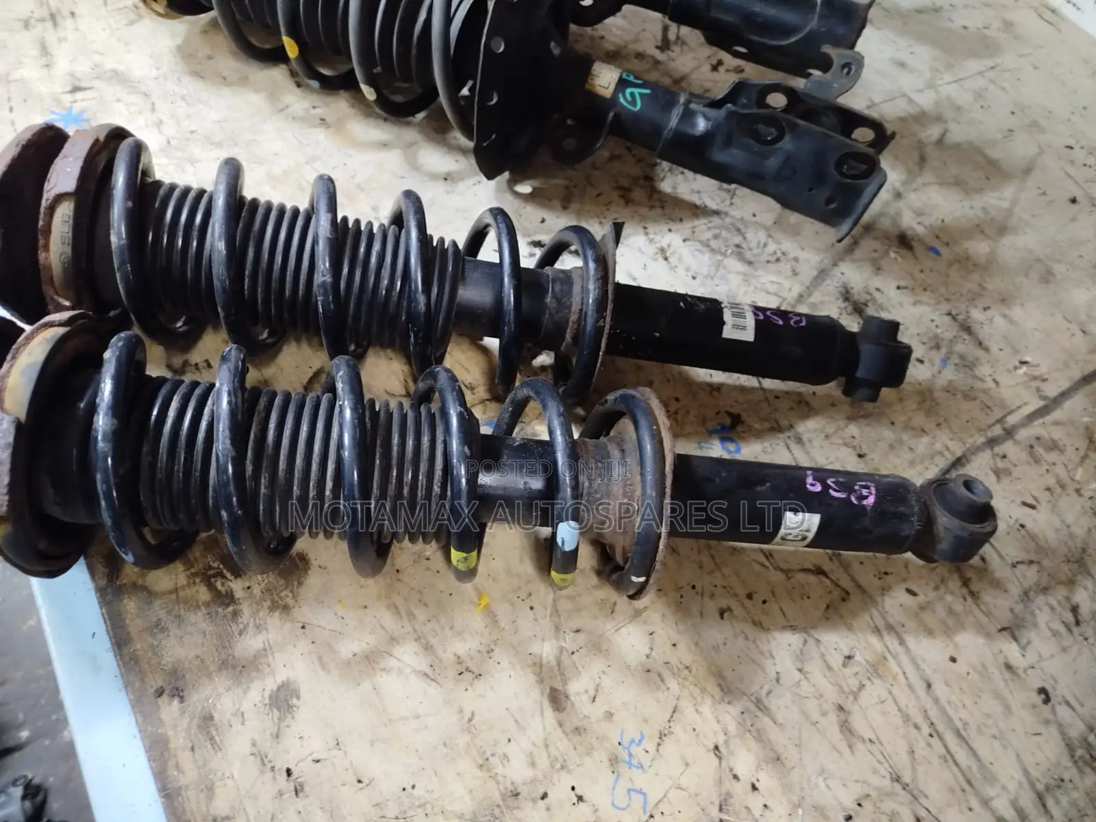 Subaru Outback Bs9 Rear Shocks