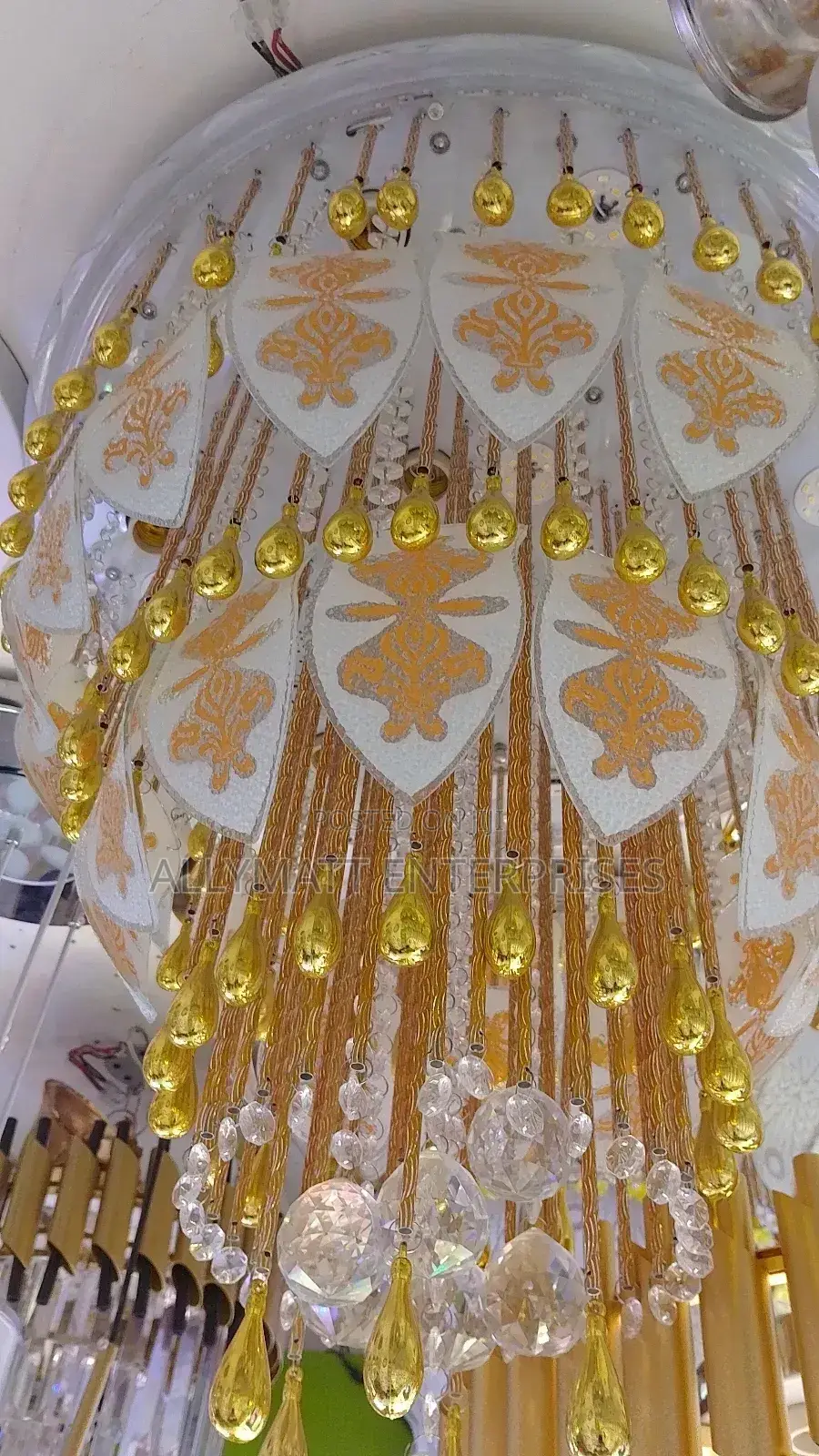 Chandalier Light