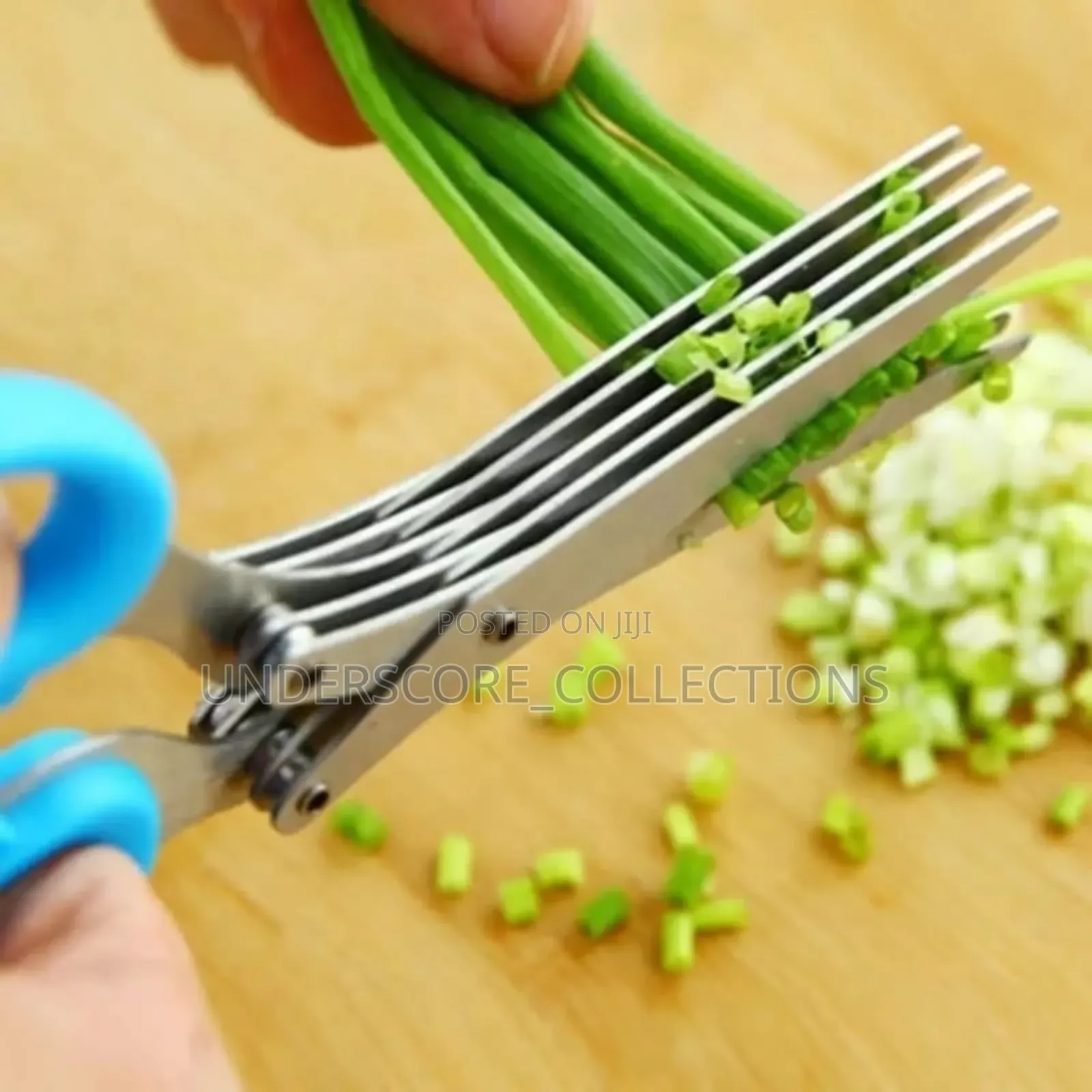 Multifunctional 5 Layer Herb Scissors.