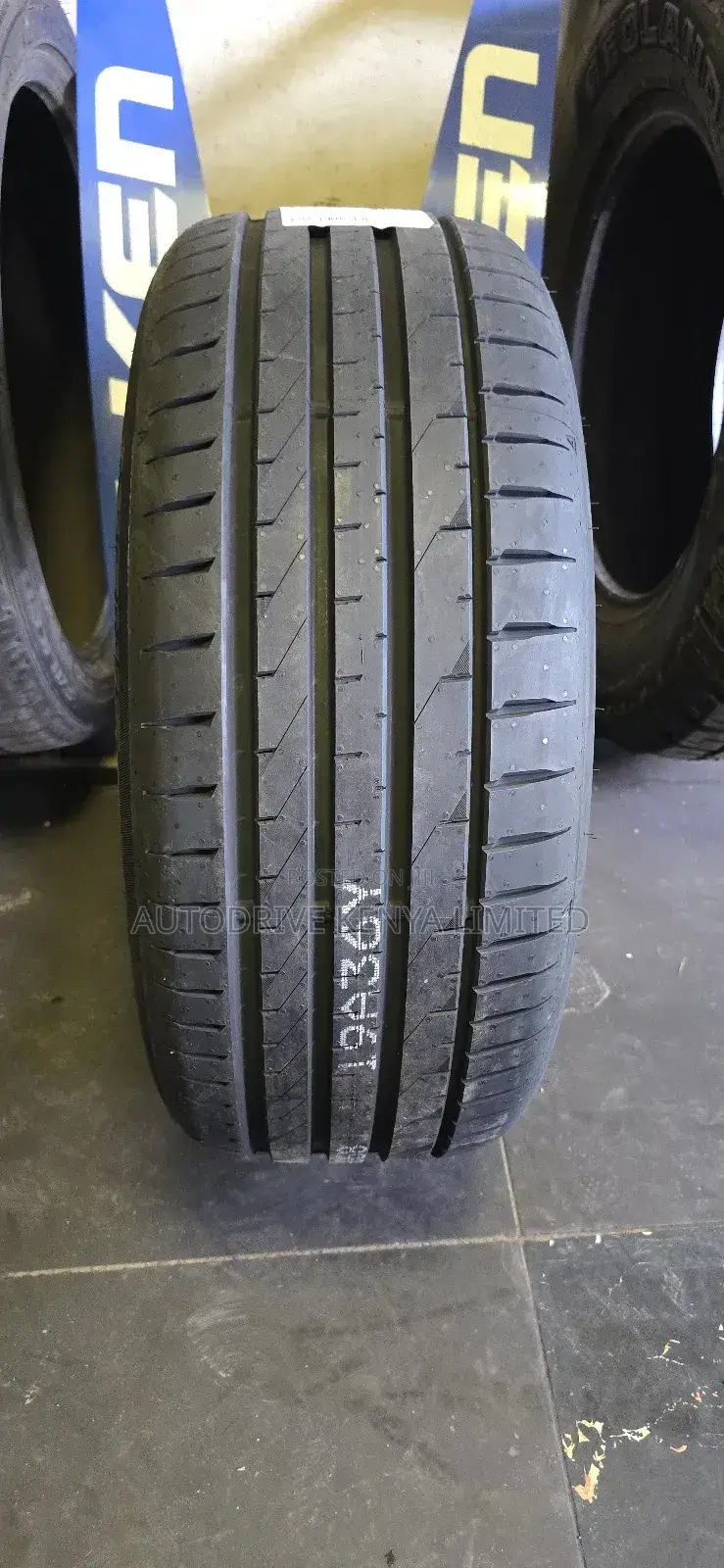 225/50r17 Falken Tyre