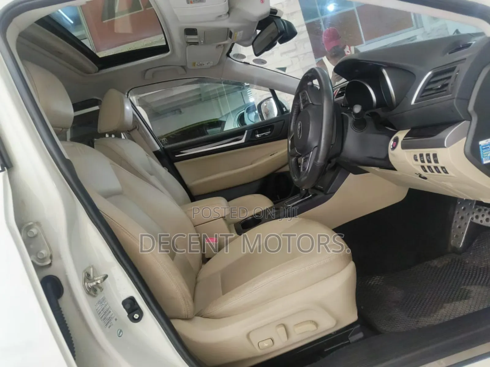 Subaru Outback 2.5i Touring AWD 2018 White