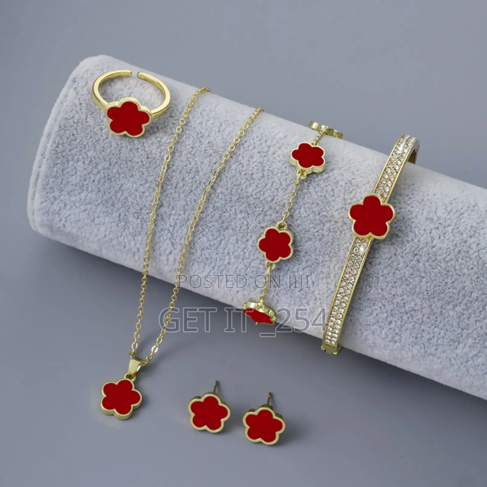 *Trendy Hot Floral Ladies Jewellery Set