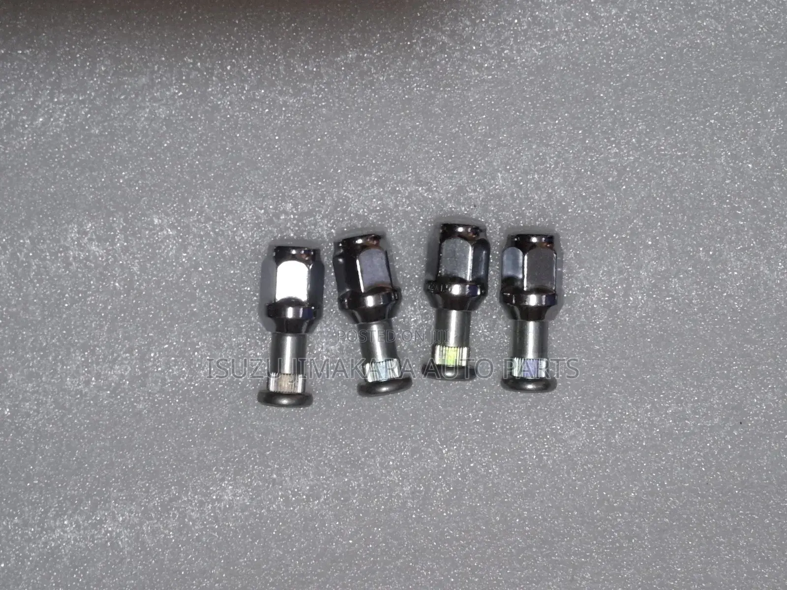 Isuzu Dmax Wheel Stud +Nut