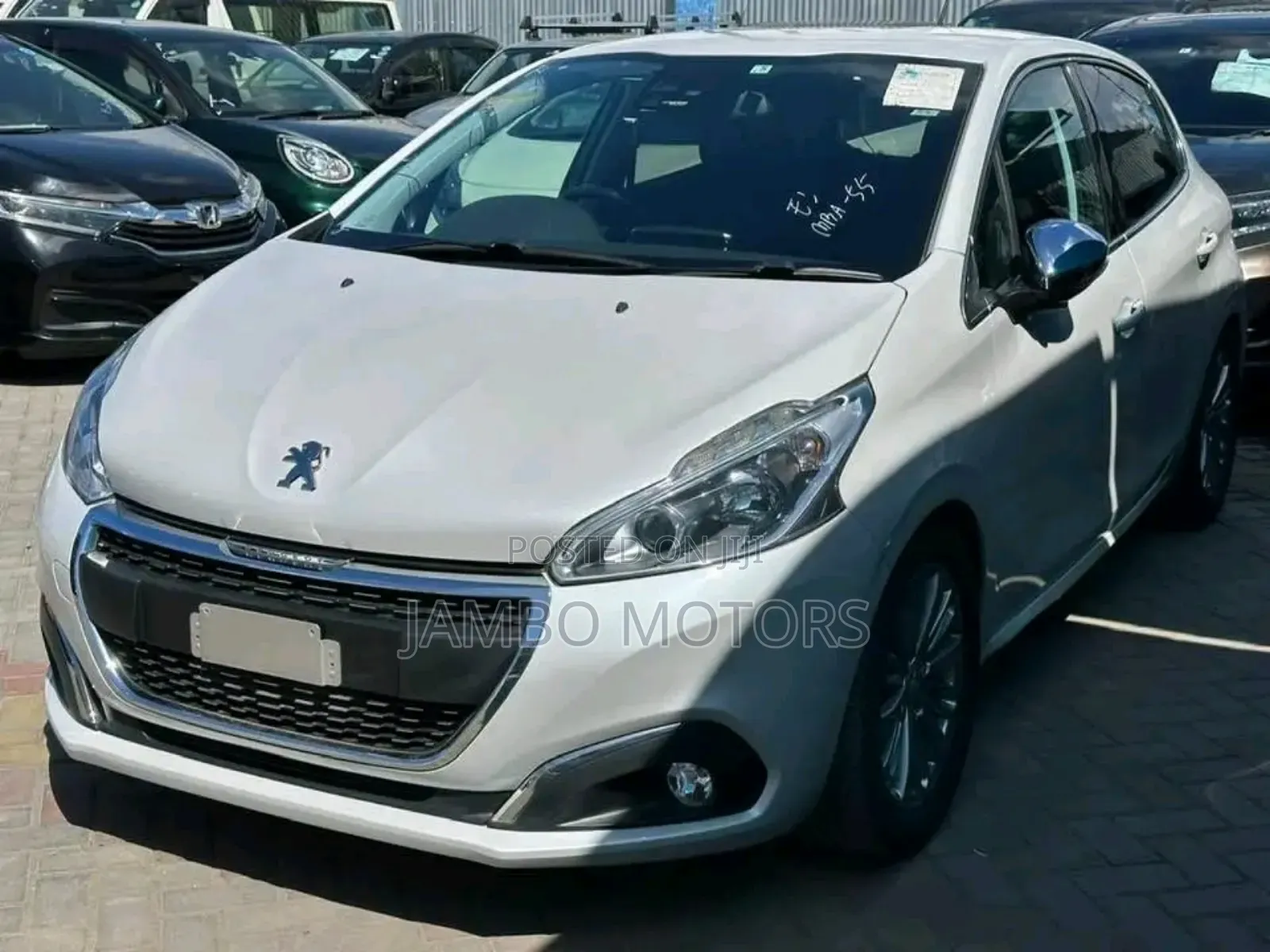 Peugeot 208 2018 White