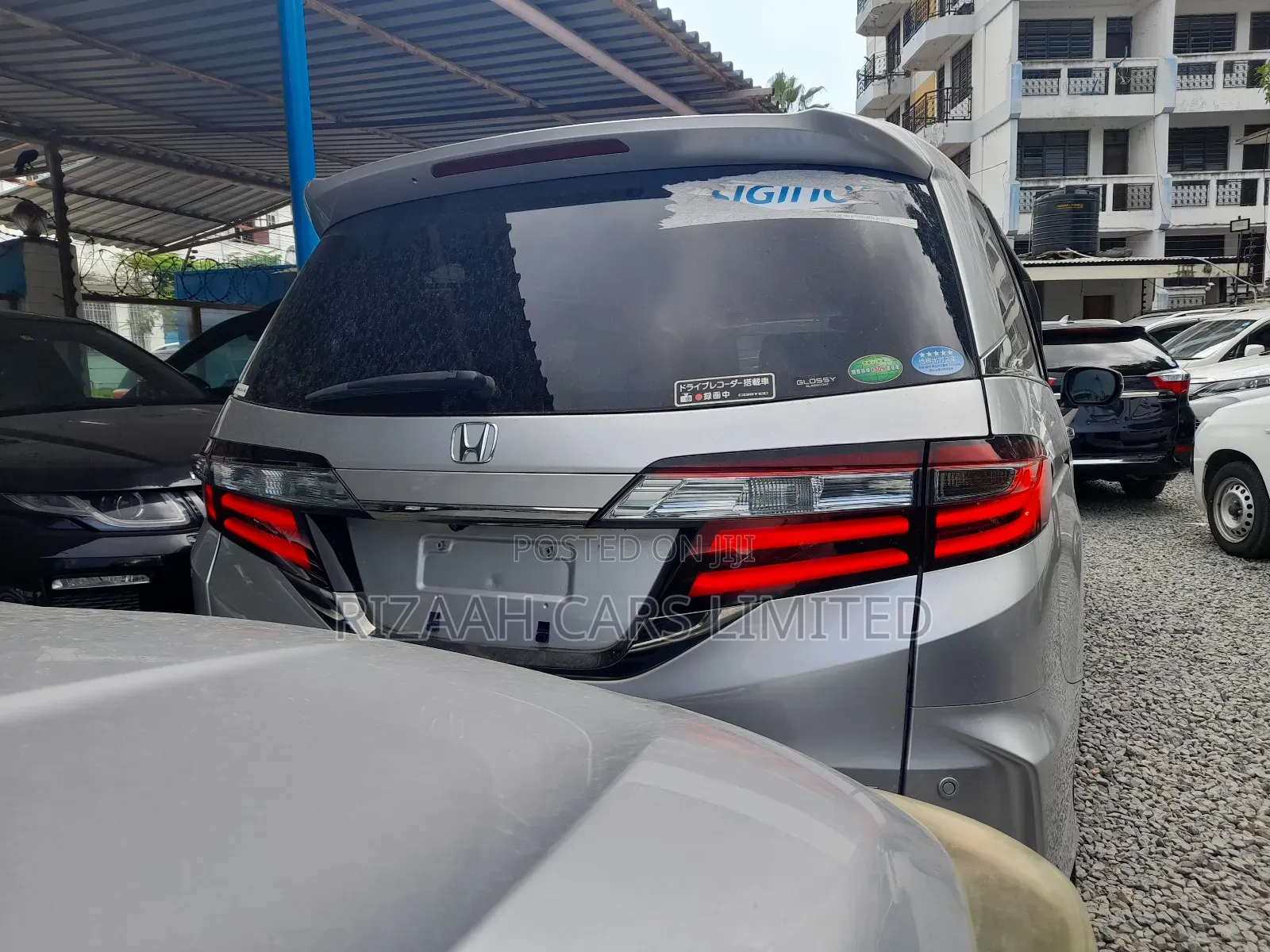 Honda Odyssey 2.0 Hybrid (8 seater) 2017 Silver