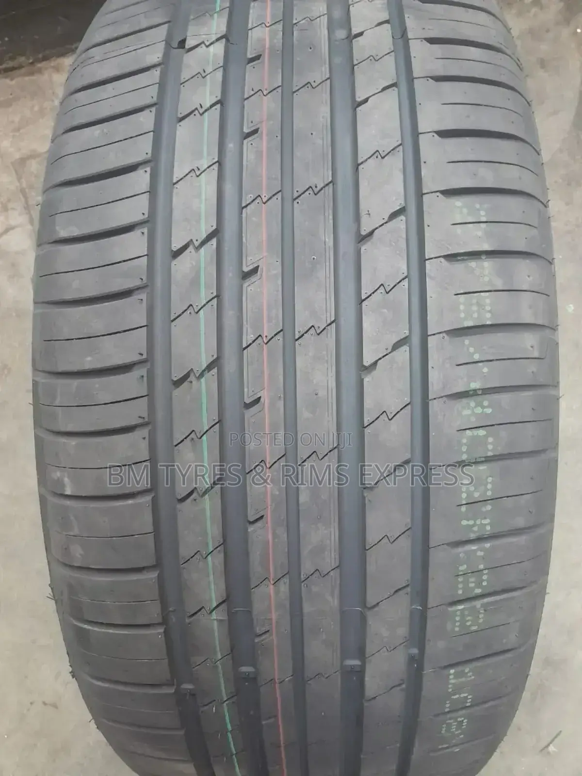 275 /40 R22 Rotalla Tyres.