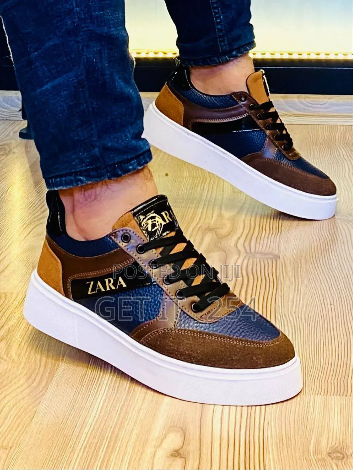 Zara 
Sizes:43/43/43