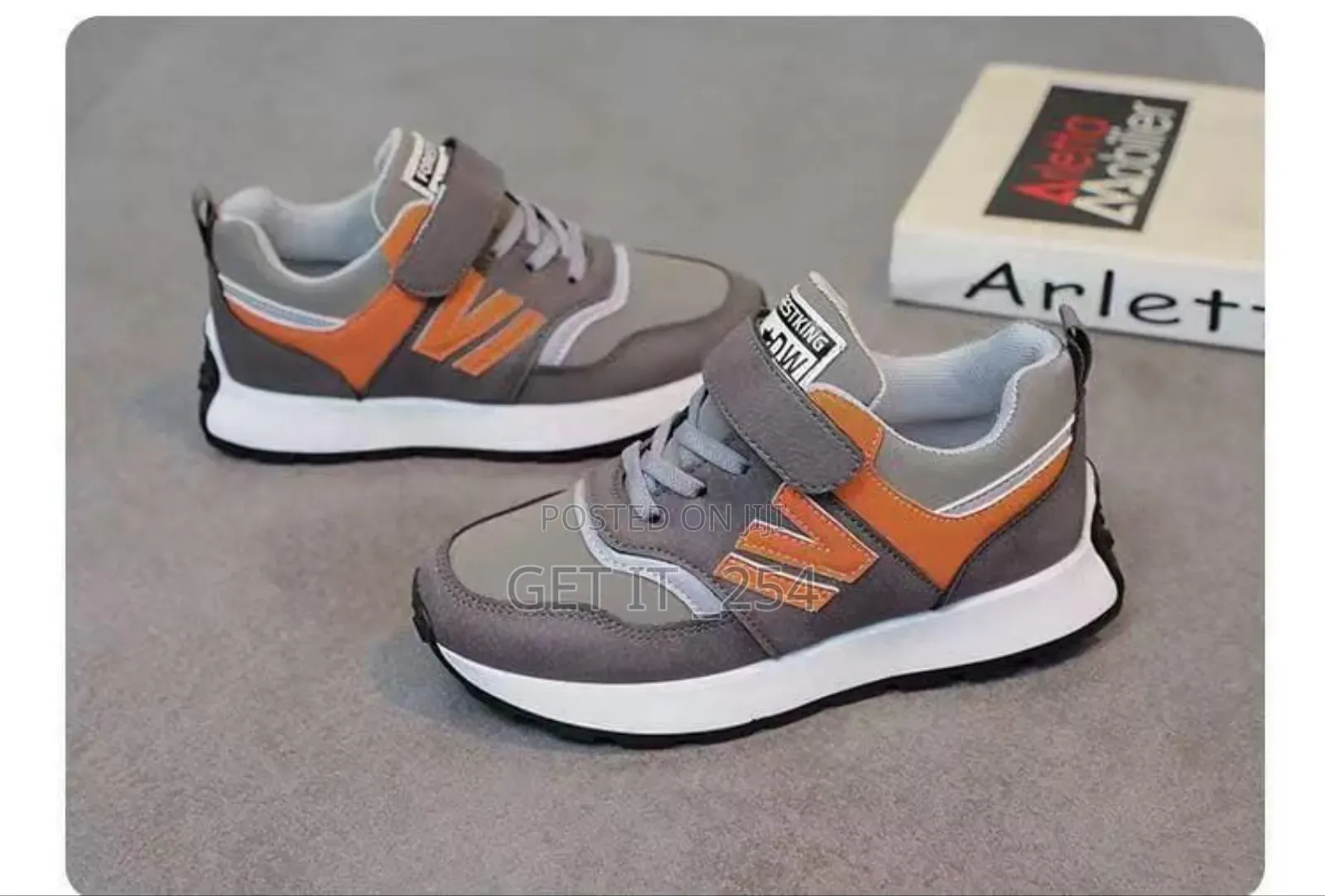 *New In🔥🔥*
*Kids NB Sneakers*
*Sizes