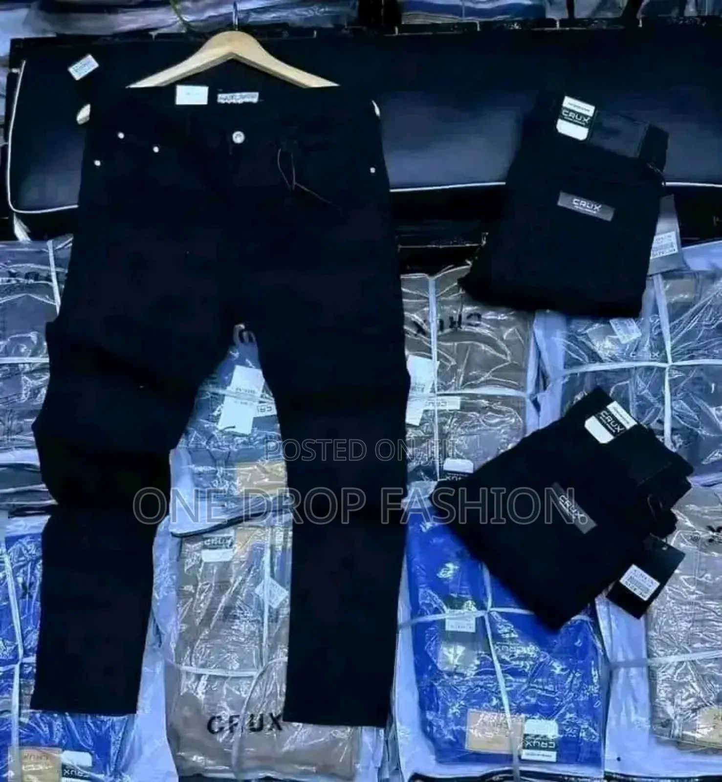 Pure Black Jeans|