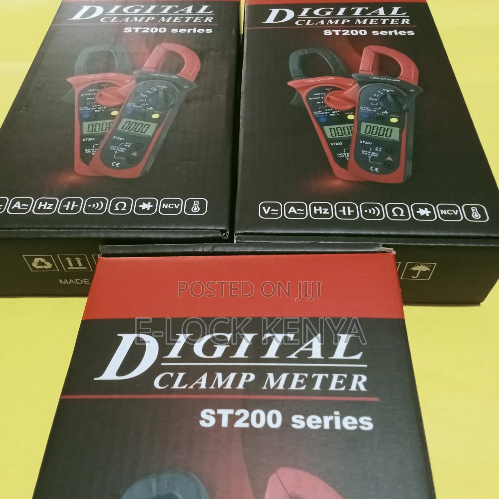 ST200 Clamp Meter