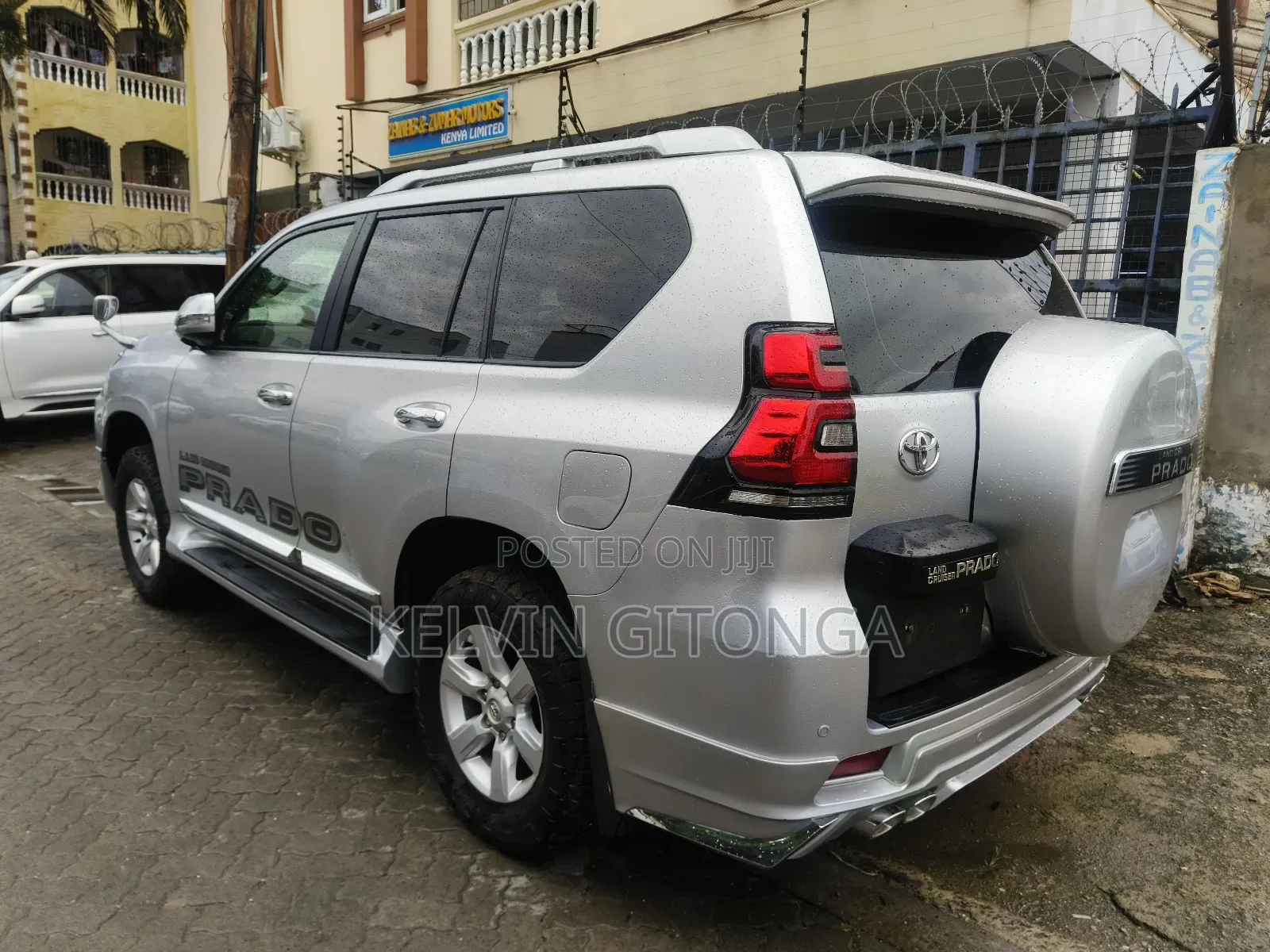 Toyota Land Cruiser Prado 2017 Silver