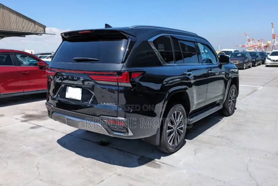 Lexus LX 2024 Black
