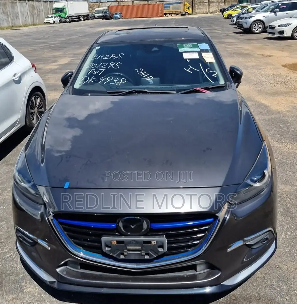 Mazda Axela 2017 Ivory